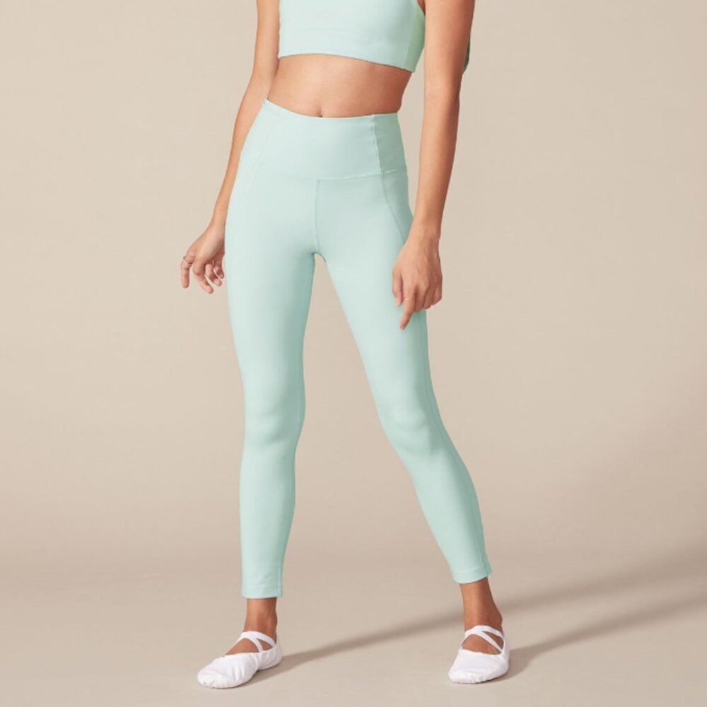 Girlfriend Collective Light Green Compressive 7/8 Leggings Sz M